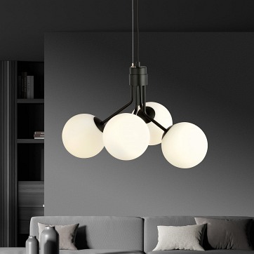 Lampa wisząca NOVA 4 BL/OPAL klosze kule czarna/biała
